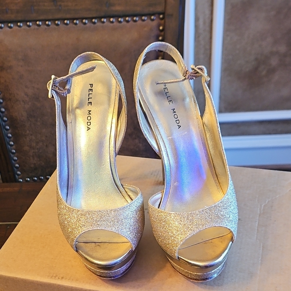 Pelle Moda Glittering Gold Peep Toe Heels